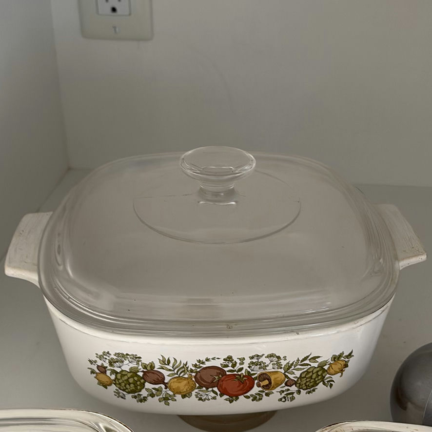 Vintage Corning Ware Casserole Dishes - image 5 of 12
