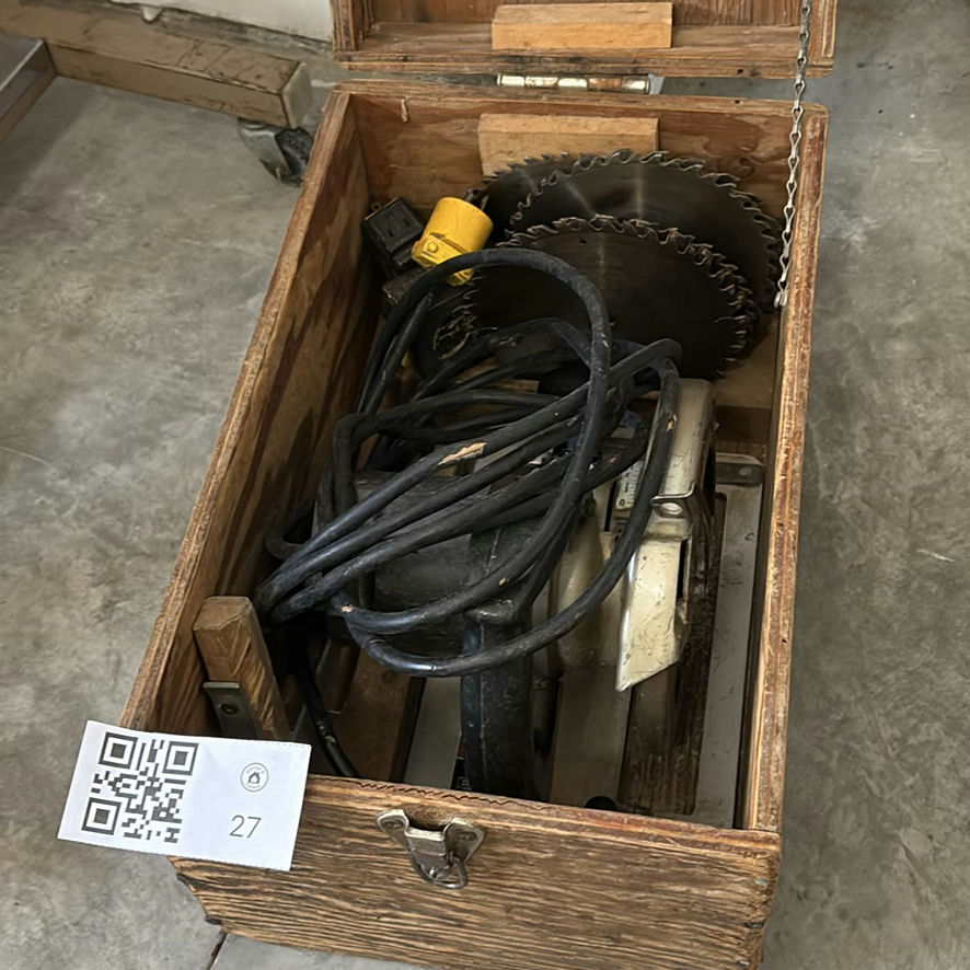 Black & Decker Circular Saw with Wooden Case and Saw Blades - image 1 of 8