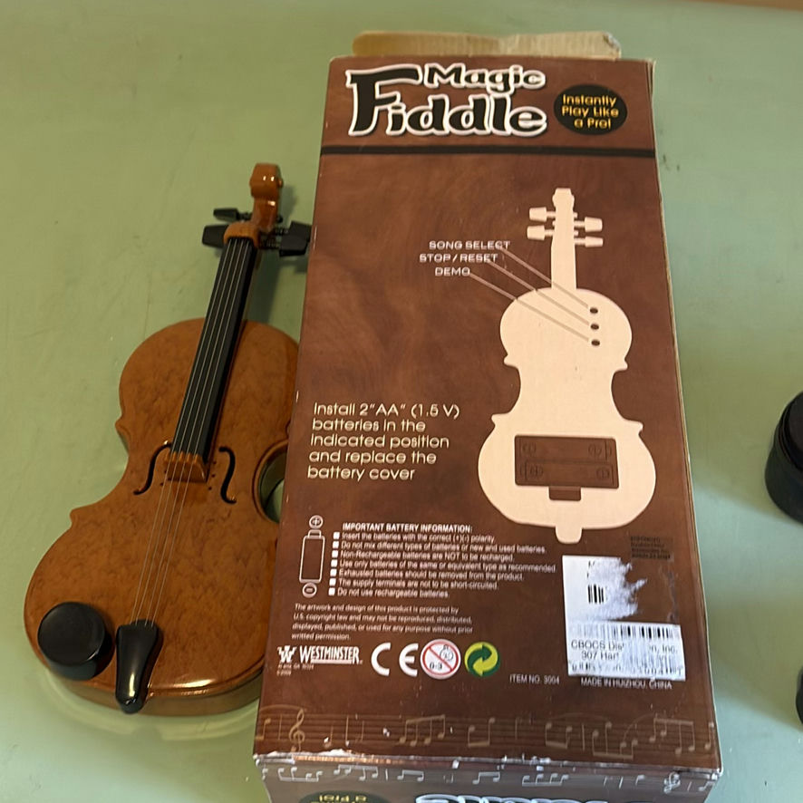 Magic Fiddle & Toy Violins with Cases - image 9 of 10