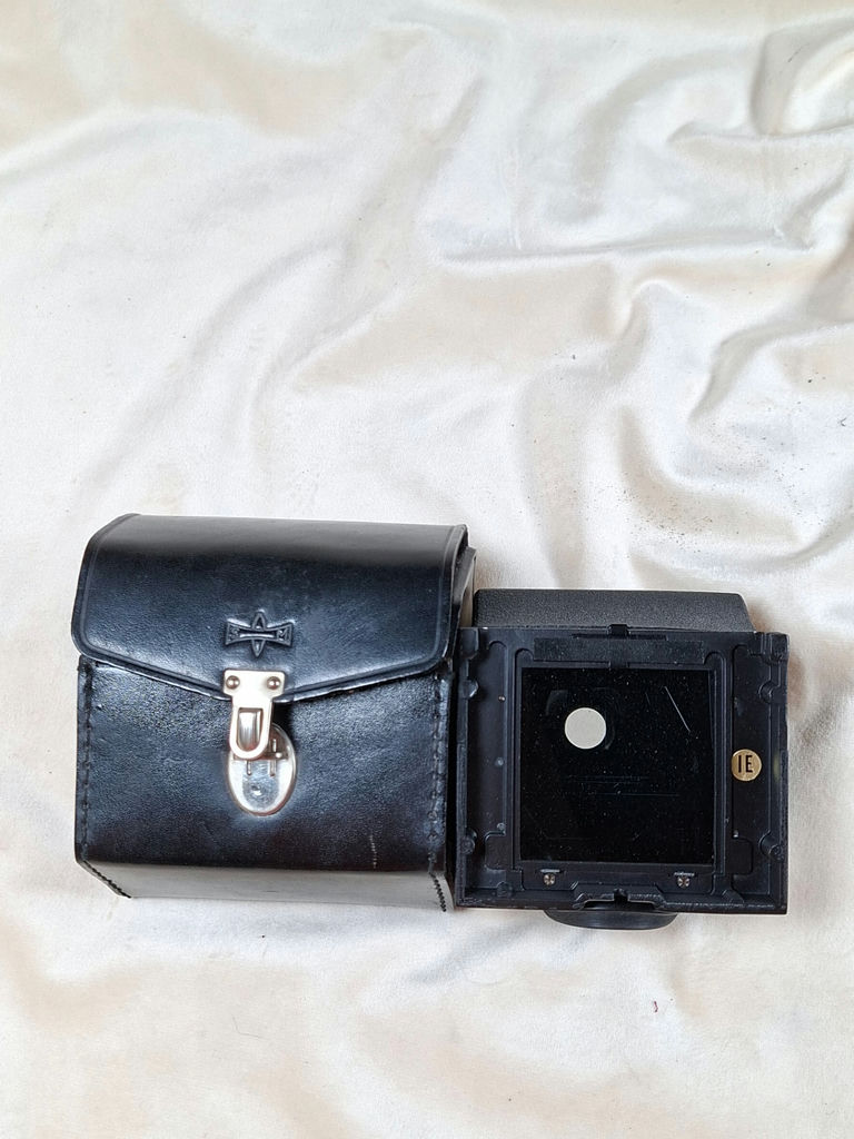 Vintage Mamiya Camera with Leather Case - image 1 of 6