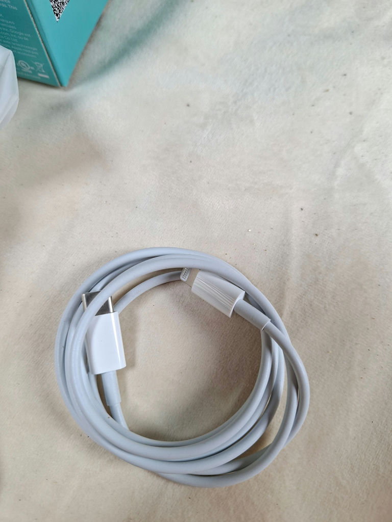 Kasa Smart Wi‑Fi Plug Slim Energy Monitoring Outlets (2‑Pack) PLUS Charging Cords! - image 3 of 5