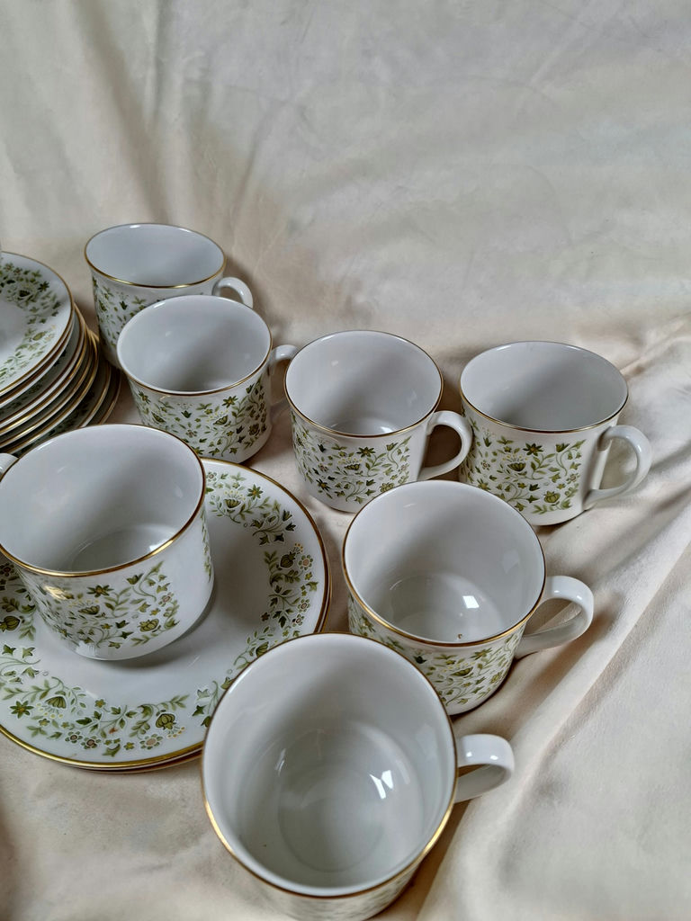 Vintage Westfield Royal Doulton Green floral china dinnerware set with gold trim, Made in England - image 4 of 9