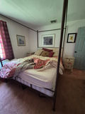 Four-poster bed - thumbnail 2 of 5