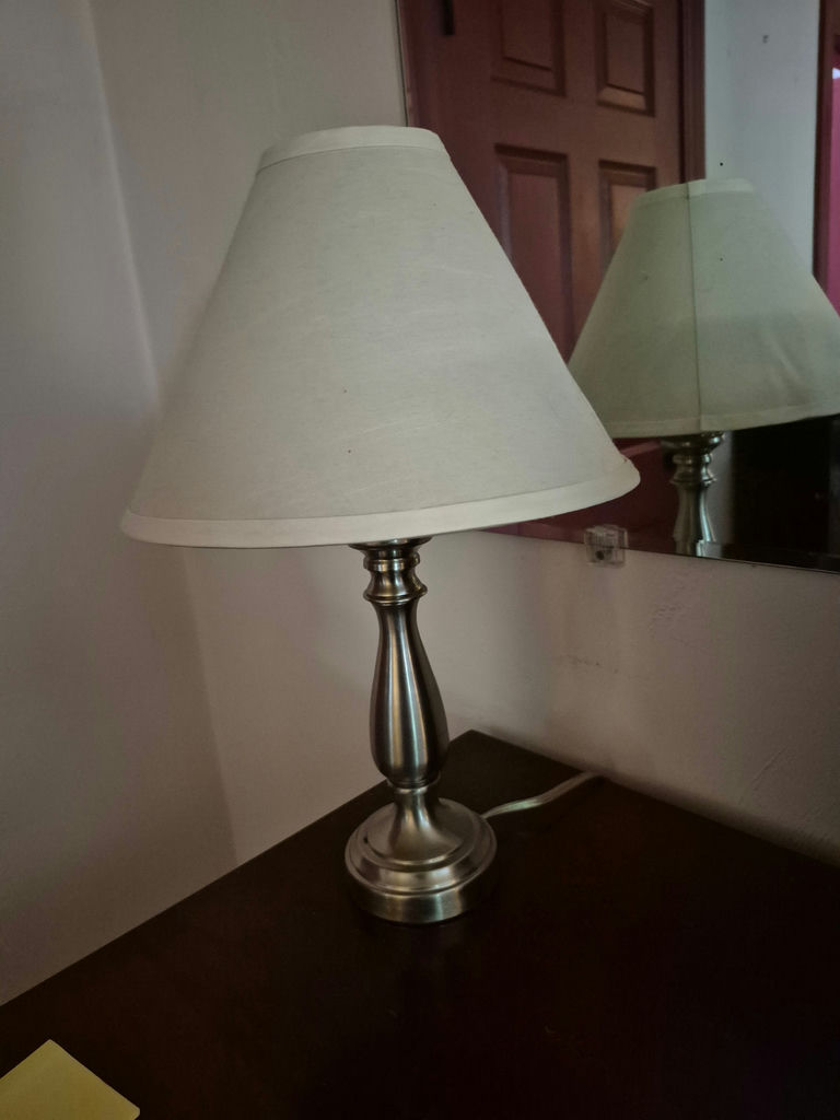 Four pairs of silver metal table lamps with white shades - image 4 of 5