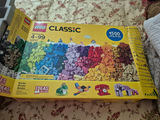 LEGO Classic 1500-piece Set with Storage Container - thumbnail 3 of 3