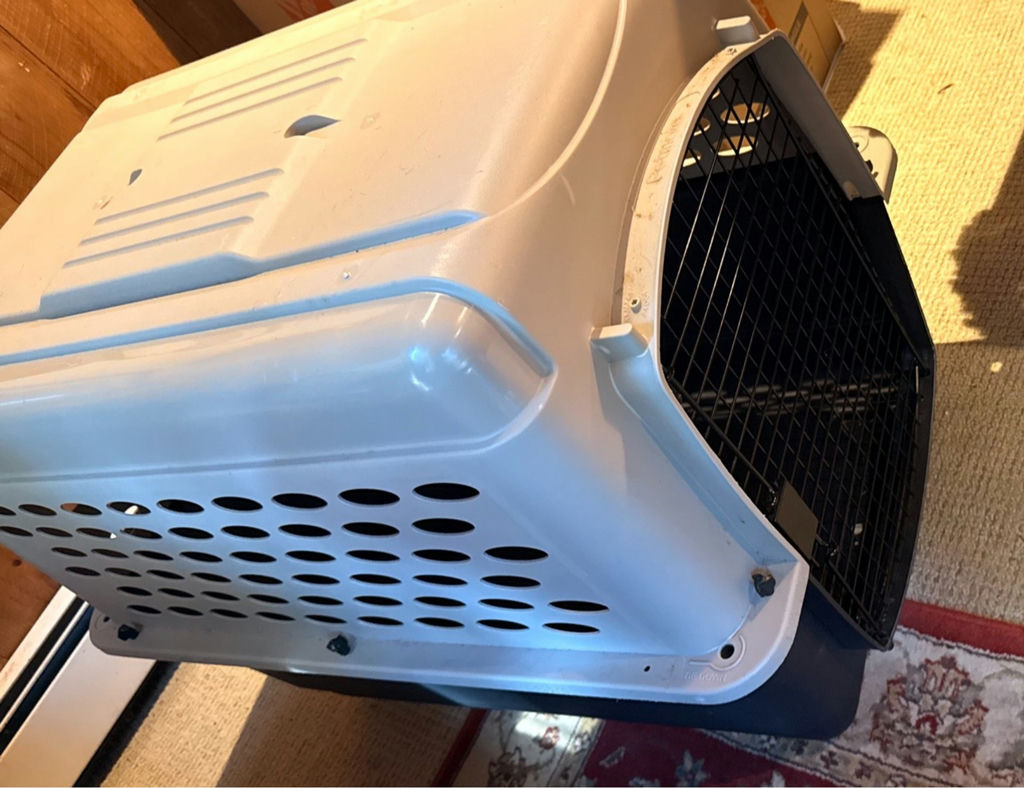 Hard-Sided Plastic Pet Crate with Wire Door - image 2 of 2