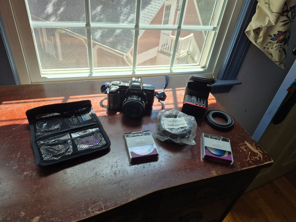 Minolta 7000 Maxxum Camera with Accessories and Lenses - image 2 of 3