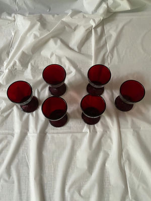 Anchor Hocking Royal Ruby Red Glasses - Image 1 of 2