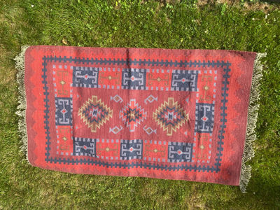 Handwoven cotton rug with geometric red and blue pattern - Image 1 of 5