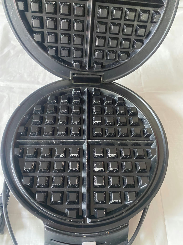 Cuisinart Waffle Maker - image 3 of 5
