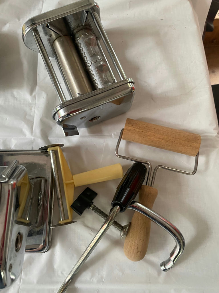 Atlas Pasta Machine & Accessories - image 4 of 4