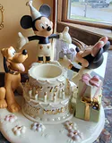 DISNEY -Lots of it! - thumbnail 1 of 35