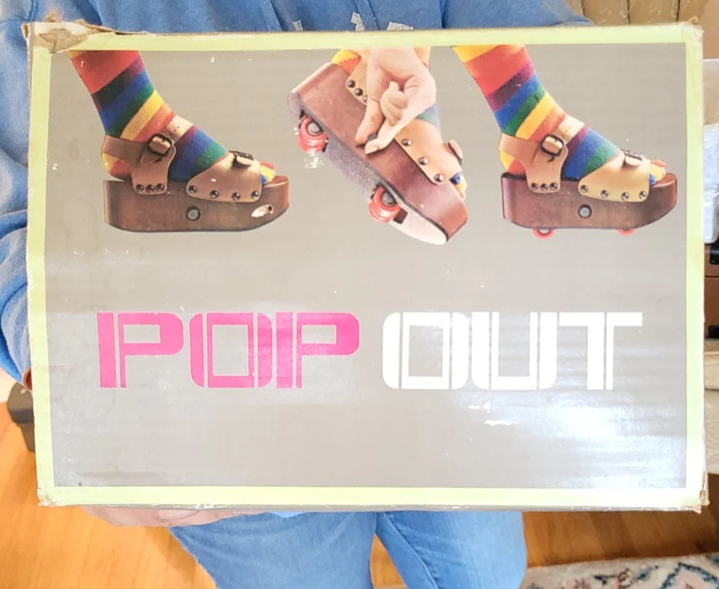 Vintage Pop Out Roller Skates - Size 7 - image 4 of 5