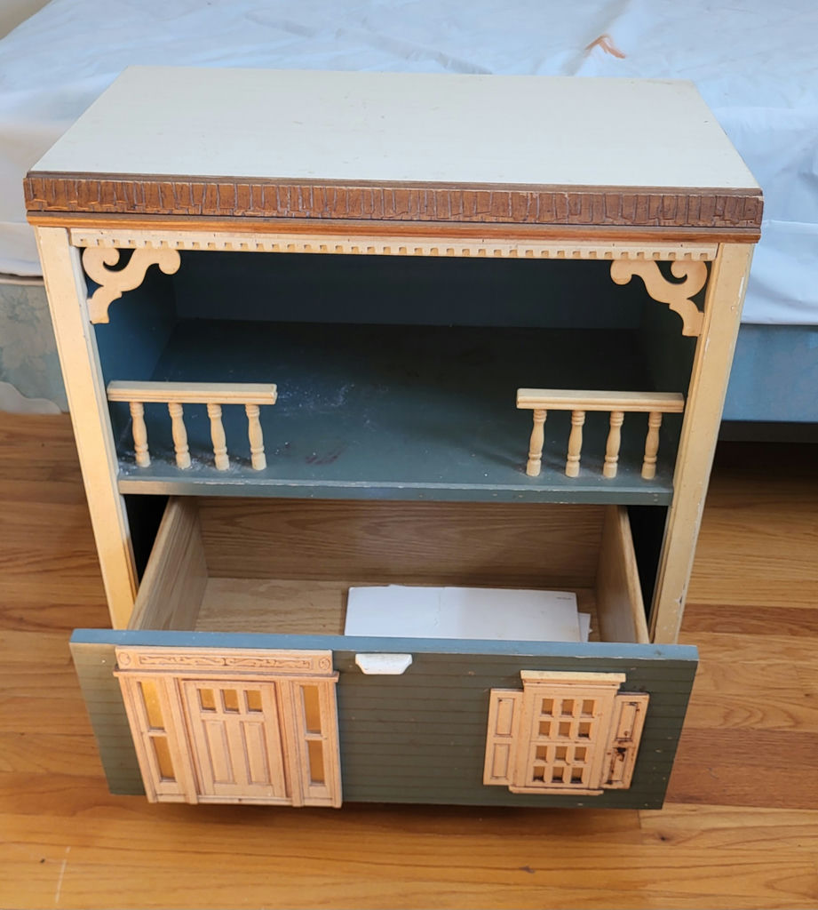 Singer Furniture Dollhouse-Themed Bedroom Furniture Set - image 10 of 14