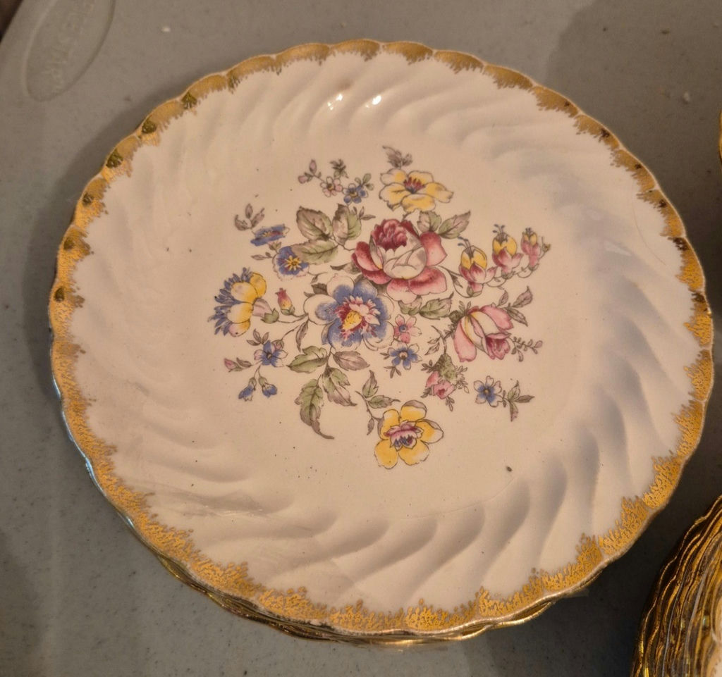 Royal China "Primrosa" Pattern - image 2 of 4