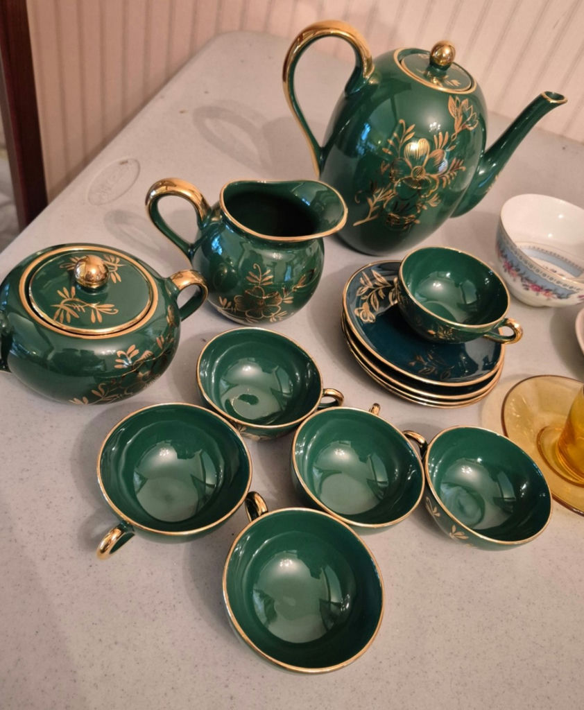 Sebto Lucchesi Tea Set and Assorted Teacups - image 4 of 7