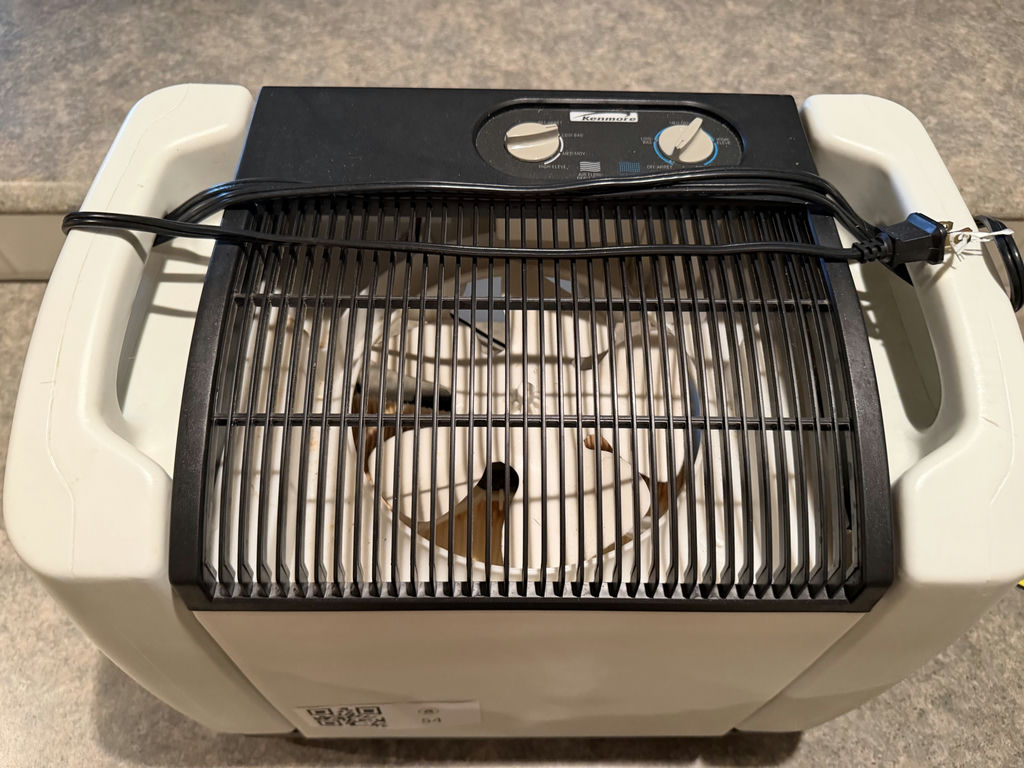 Kenmore Quiet Comfort Humidifier - image 3 of 10