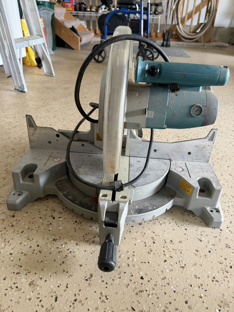 Makita Chop Saw - image 1 of 9