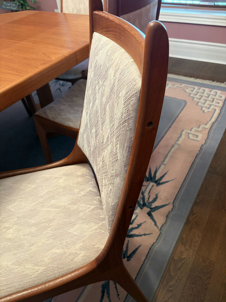 MCM Solid Wood Dining Suite - Table & 6 Chairs - image 4 of 17