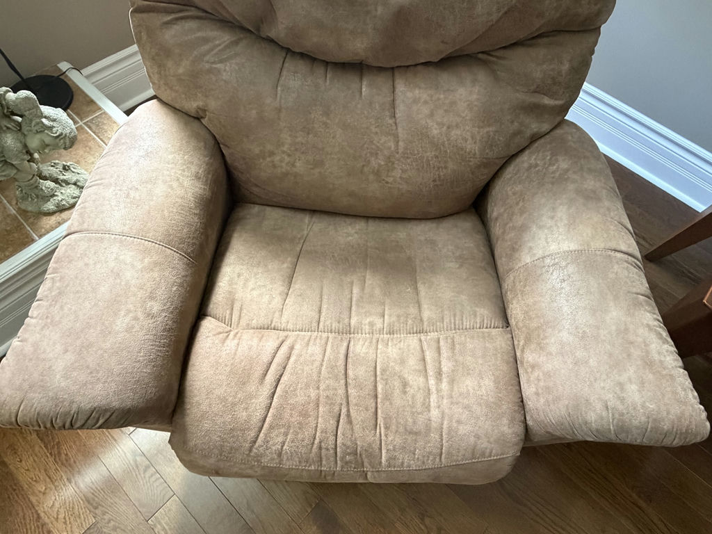 LAZBOY Suede Recliner - image 10 of 10