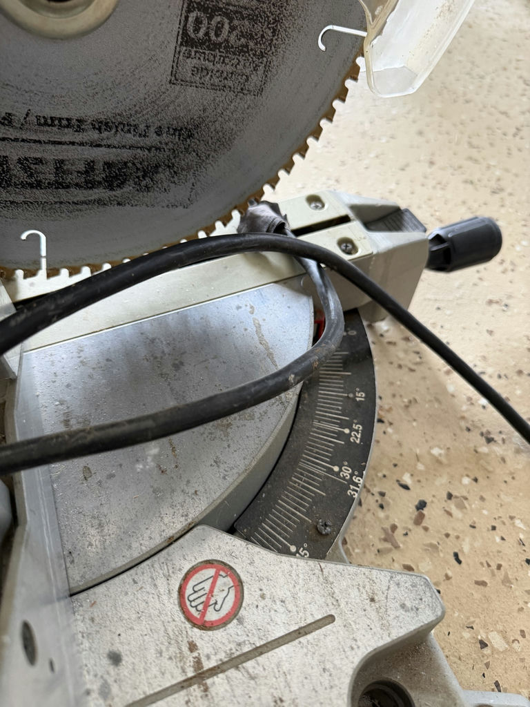 Makita Chop Saw - image 9 of 9