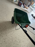 Scott’s Broadcast Spreader - thumbnail 5 of 5