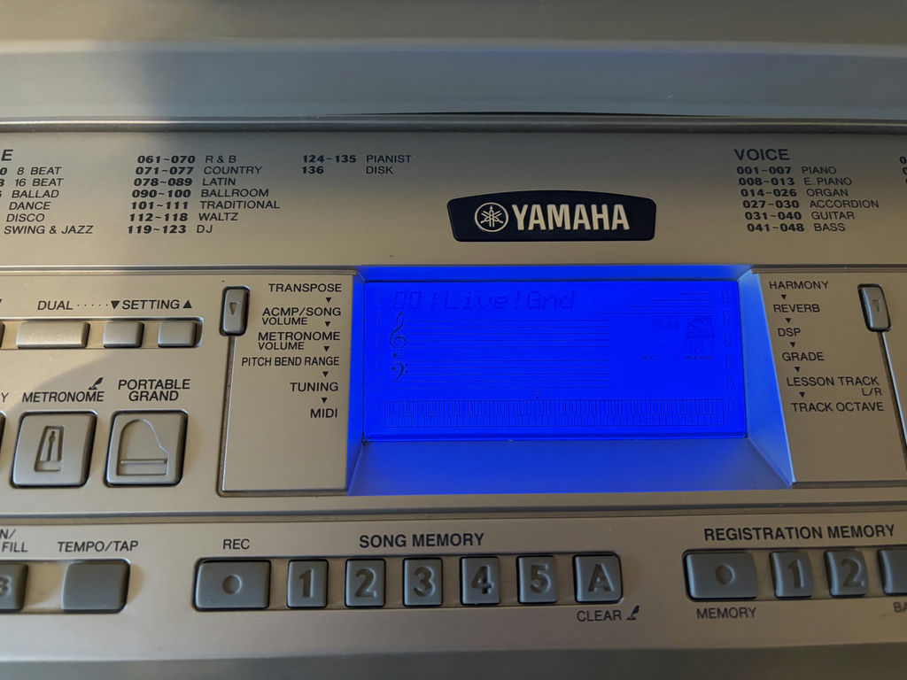 Yamaha Portable Grand Piano DGX-500 With Bench - image 5 of 13