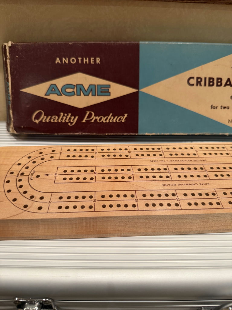Poker Set & Cribbage Board - image 9 of 13