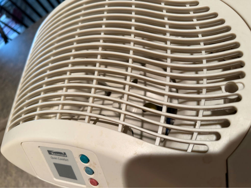 Kenmore Quiet Comfort Humidifier - image 8 of 10
