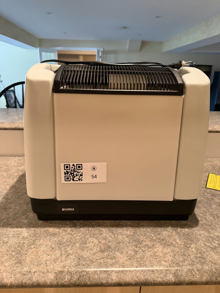 Kenmore Quiet Comfort Humidifier - image 1 of 10