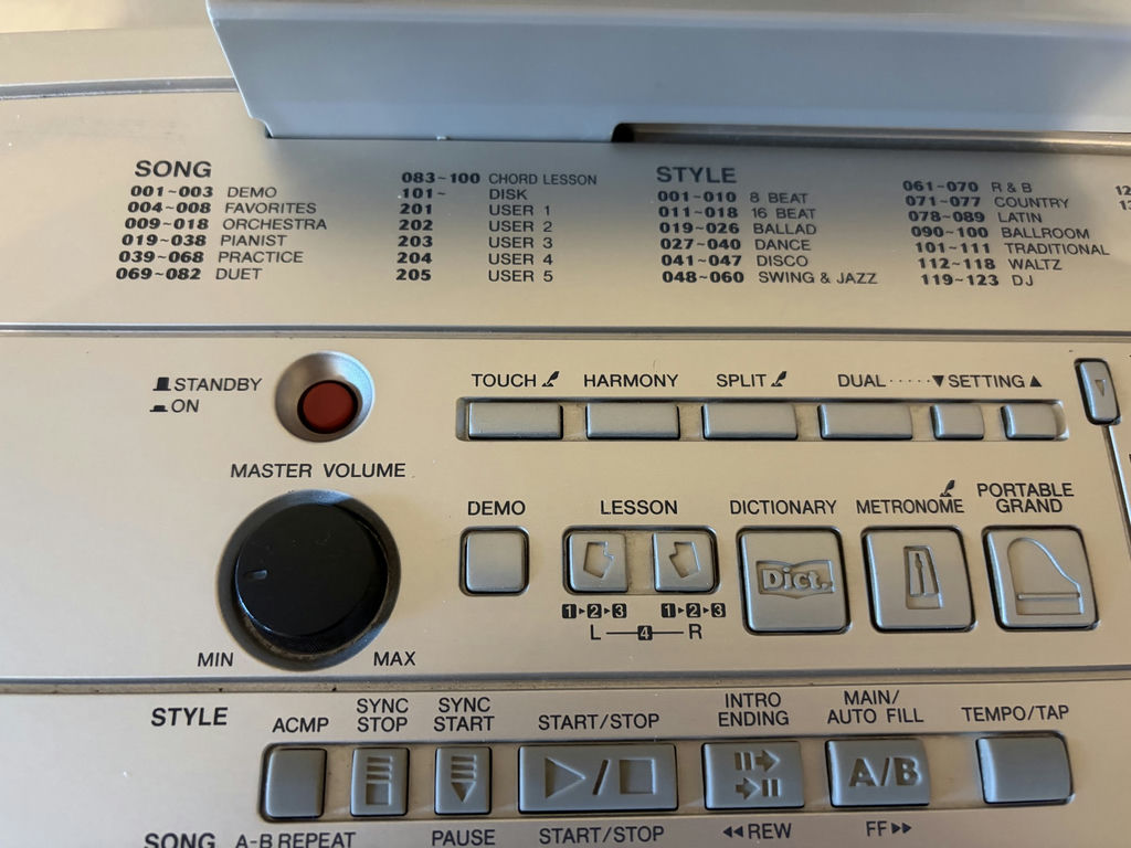 Yamaha Portable Grand Piano DGX-500 With Bench - image 4 of 13