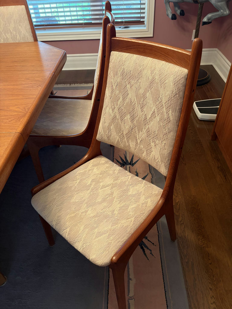 MCM Solid Wood Dining Suite - Table & 6 Chairs - image 3 of 17
