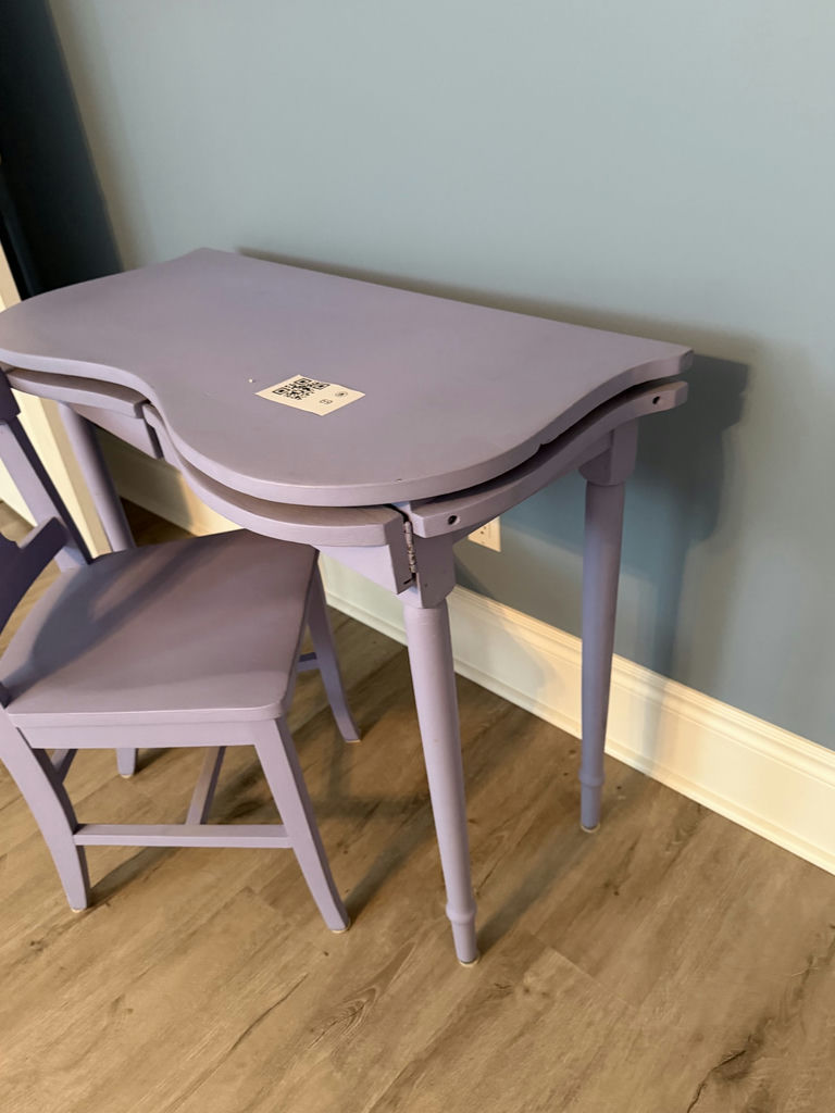 Painted Desk Or Vanity - image 5 of 7