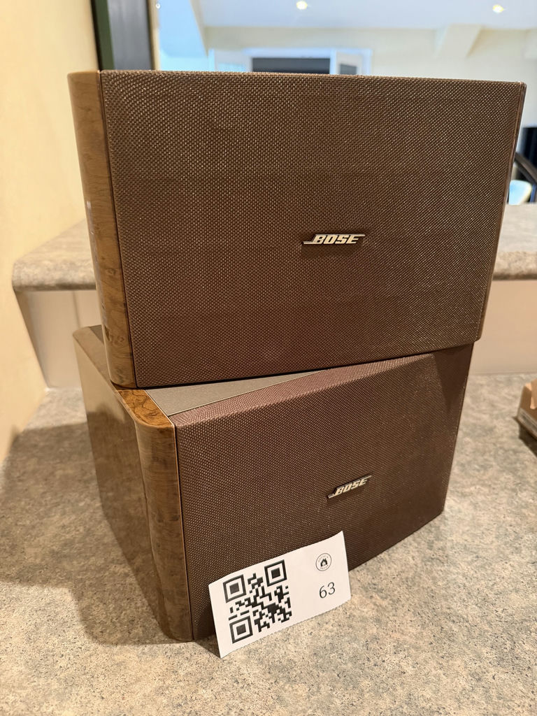 Vintage Bose 171 Bookshelf Speakers - image 1 of 14
