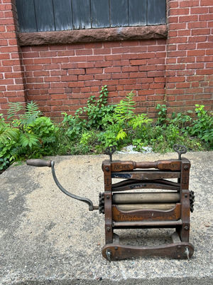Antique Anchor Brand Clothes Wringer - Image 1 of 6