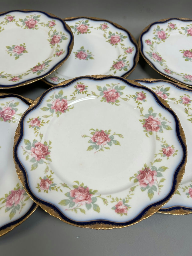 Theodore Haviland Limoges France Dinner Plates  - image 2 of 3