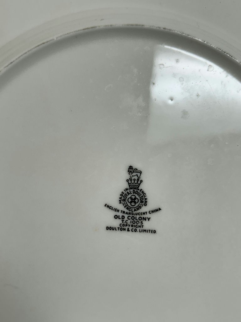 Royal Doulton China - image 4 of 7