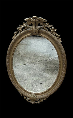 Victorian Gesso on Wood Oval Mirror - Image 1 of 4