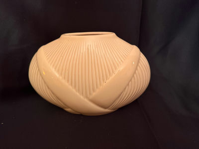 Vintage Art Deco Revival vase - Image 1 of 5