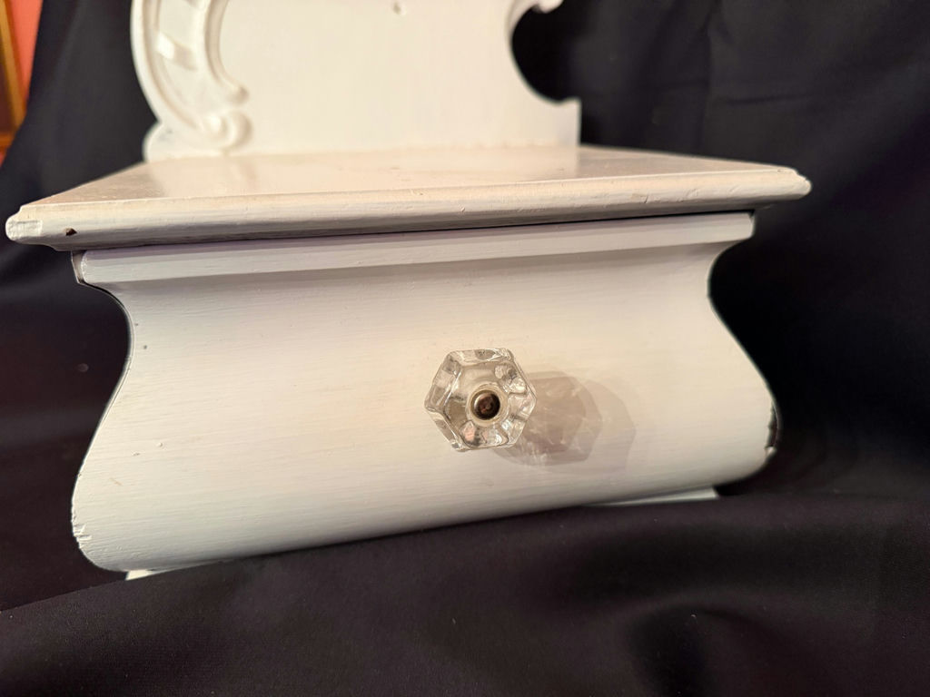 Decorative white wooden corbel wall shelf - image 4 of 8
