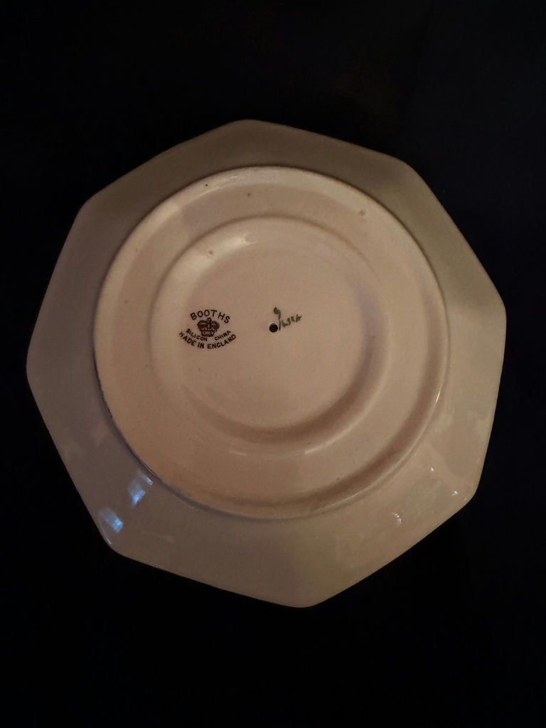 Vintage octagonal ceramic platform gravy boat - image 5 of 5