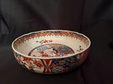 Japanese Imari-style porcelain bowl, - thumbnail 3 of 5