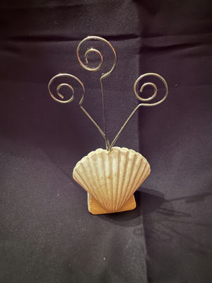 seashell place card holder - Image 1 of 2