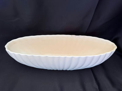 Vintage Haeger USA Pottery oval ribbed planter - Image 1 of 5
