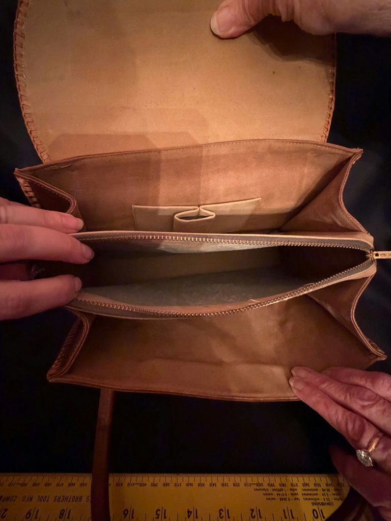 Hand tooled Mexican Leather Handbag - image 5 of 20