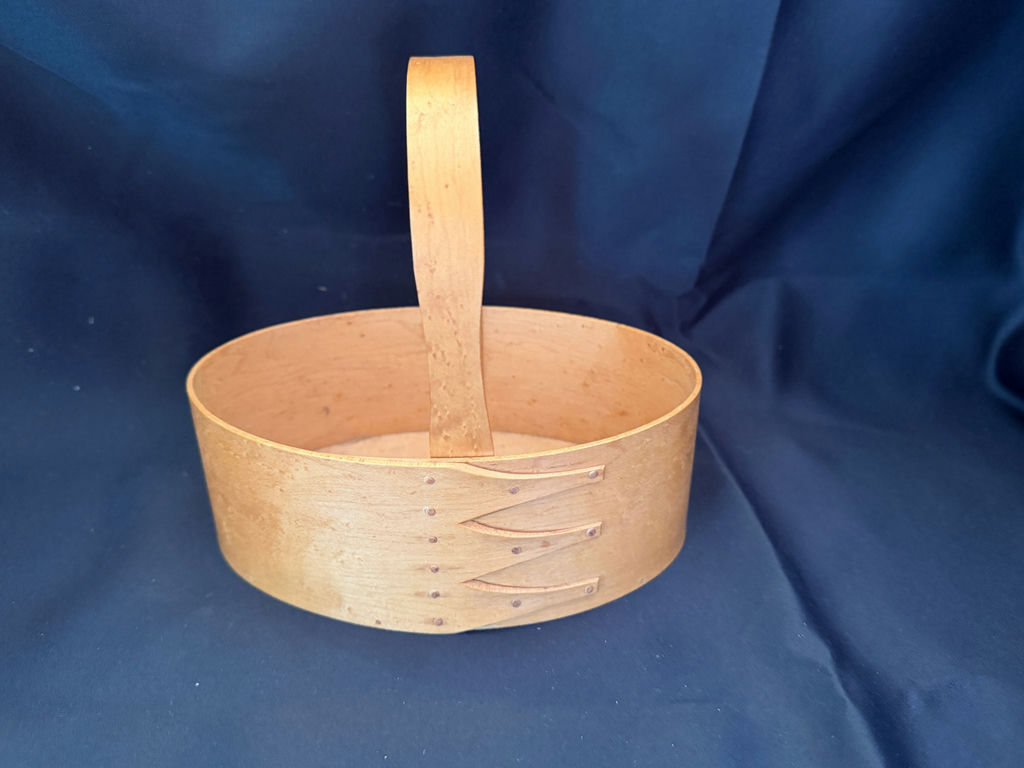 Shaker oval carrier - image 1 of 4