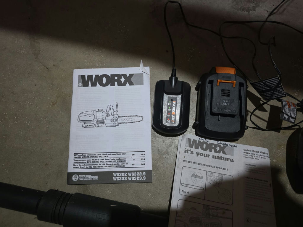 WORX 20V Cordless Pole Chainsaw Kit - image 3 of 4