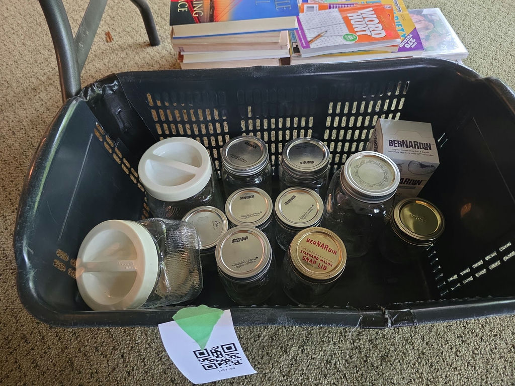 Bernardin Mason Jars and Snap Lids Assortment - image 1 of 4