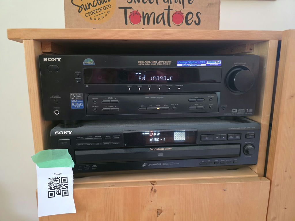 Sony Audio Receiver and 5 CD Changer - image 2 of 6