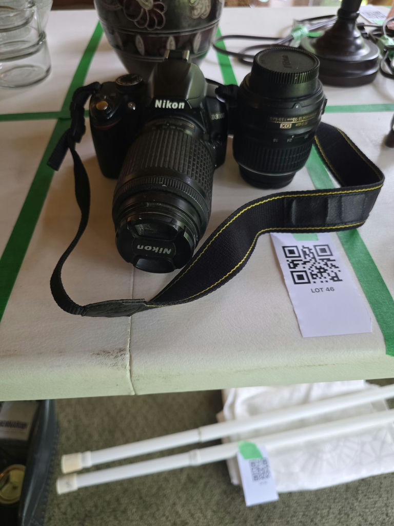 NIKON D3000 Camera And Extra Lens - image 2 of 11